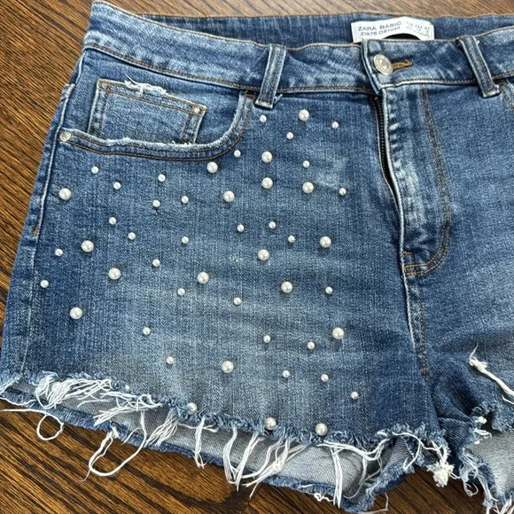 ZARA PEARLS SHORTS Z1975 SZ 30 (US 10)